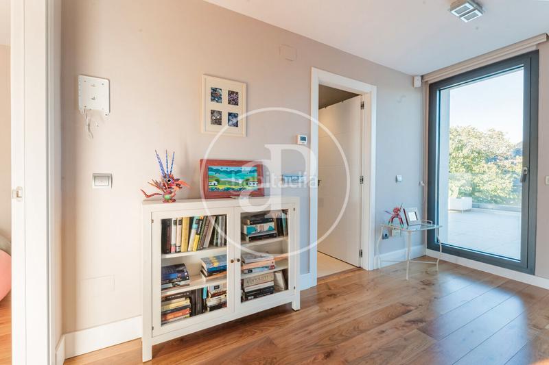 Foto 1a6ddfbb-0618-4739-92e6-b6dac1b0df96. Casa con riscaldamento parcheggio piscina in Canillejas Madrid