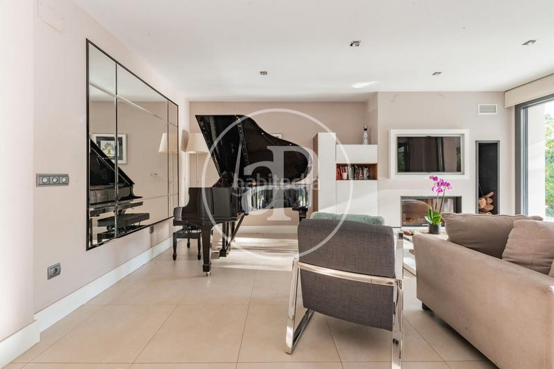 Foto 397394d3-9bb1-4631-b2c3-056735c9c2b3. Casa con riscaldamento parcheggio piscina in Canillejas Madrid