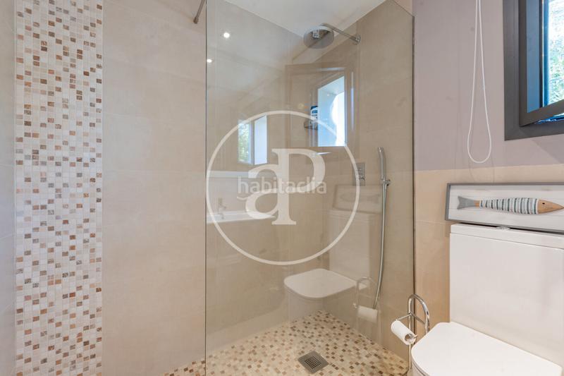 Foto 930a816c-3a7e-40ff-82a3-479a4fdcb6d6. Casa con riscaldamento parcheggio piscina in Canillejas Madrid