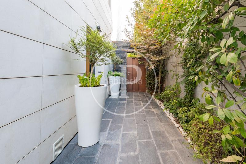 Foto 969e1c12-d6ab-451e-aabd-d00428224748. Casa con riscaldamento parcheggio piscina in Canillejas Madrid