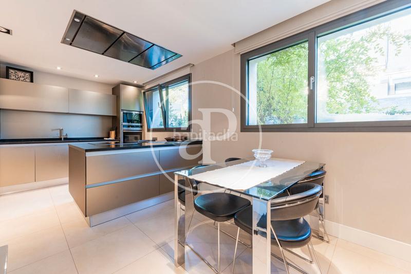 Foto b0f1ad3d-55c7-40e3-b8af-a25d8b3ad007. Casa con riscaldamento parcheggio piscina in Canillejas Madrid