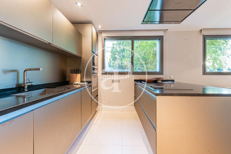 Foto bc6e0cbf-ab3c-4e48-b44d-9615d4691baa. Casa con riscaldamento parcheggio piscina in Canillejas Madrid