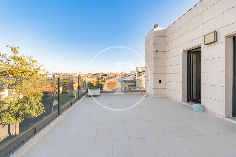 Foto d6f1edc9-77ec-4d81-9dc8-99d0fa985889. Casa con riscaldamento parcheggio piscina in Canillejas Madrid