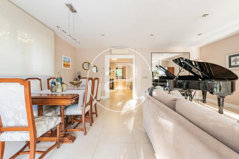 Foto fa4e7519-a51c-4b34-ab16-1fcee94baadf. Casa con riscaldamento parcheggio piscina in Canillejas Madrid