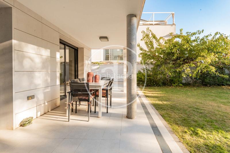 Foto fb08e8a7-b564-40c2-bff4-d87cdbd39314. Casa con riscaldamento parcheggio piscina in Canillejas Madrid