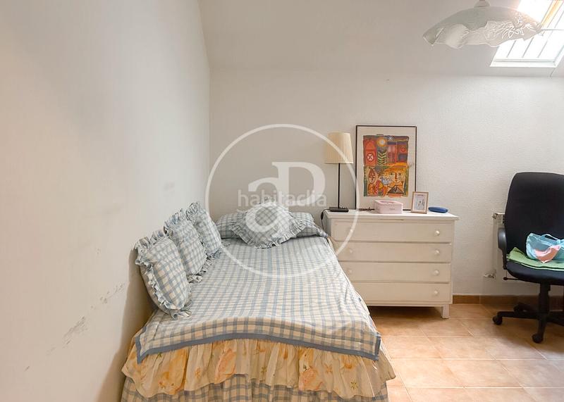 Foto da72abfa-7025-4ccb-8e4f-d6c6d55cf0ca. Casa adossada amb calefacció aparcament piscina a Madrid