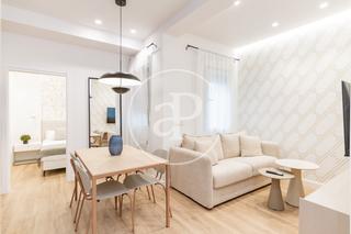 Flat in C. de Ibiza 15