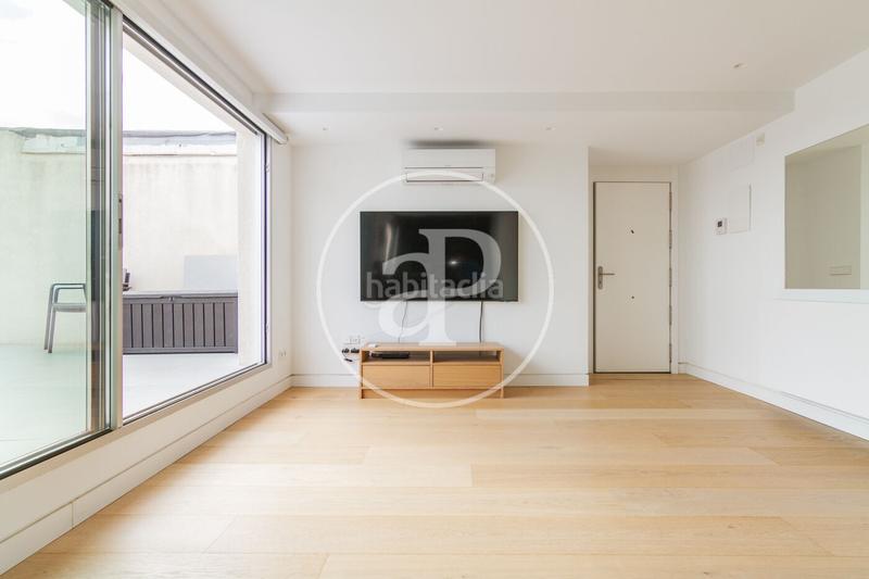 Foto 0fdc7a74-a681-4258-9234-7c100d848c9d. Dachwohnung mit heizung in Fuente del Berro Madrid