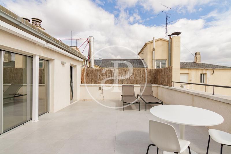 Foto eaff290a-8c24-42d7-a742-55828f206c76. Dachwohnung mit heizung in Fuente del Berro Madrid