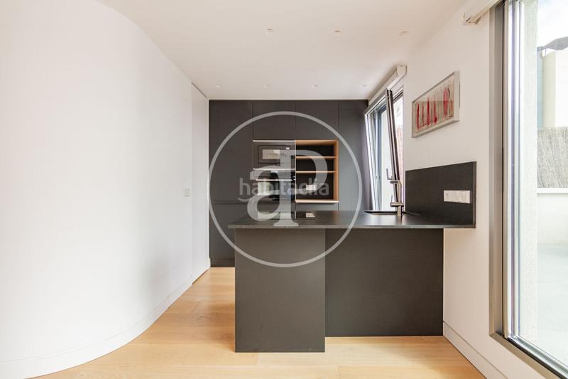 Foto f02bd48d-14d7-4c45-88b7-aa1e7e0673d2. Dachwohnung mit heizung in Fuente del Berro Madrid