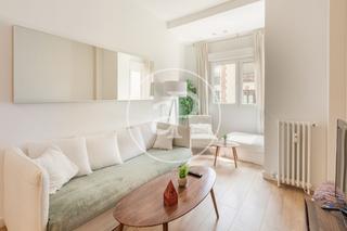 Location Appartement  C. de ríos rosas. Piso reformado en alquiler en calle ríos rosas