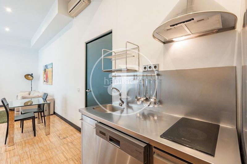 Foto 0f74fb29-014f-43c0-ba95-5598e4d96a11. Location appartement avec chauffage dans Sol Madrid