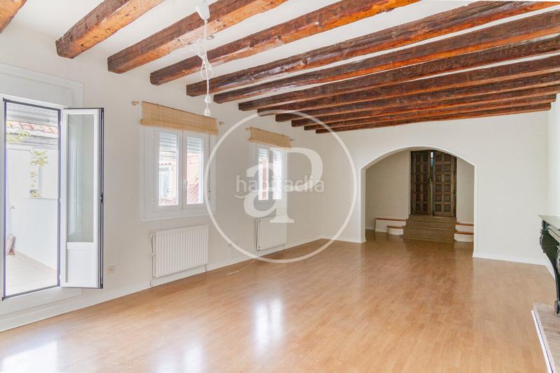 Foto 937cb10a-b9b9-4681-b0d9-c801a028cd0c. Location attique avec chauffage dans Cortes-Huertas Madrid