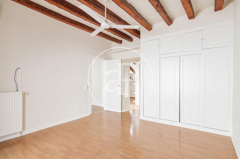 Foto 3362efa6-e4a8-4bc7-b611-8916a253d2ee. Miete dachwohnung mit heizung in Cortes-Huertas Madrid