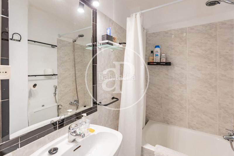 Foto 99183158-d51b-4b90-9ad0-29f322485e49. Lloguer pis amb calefacció a Hispanoamérica-Bernabéu Madrid