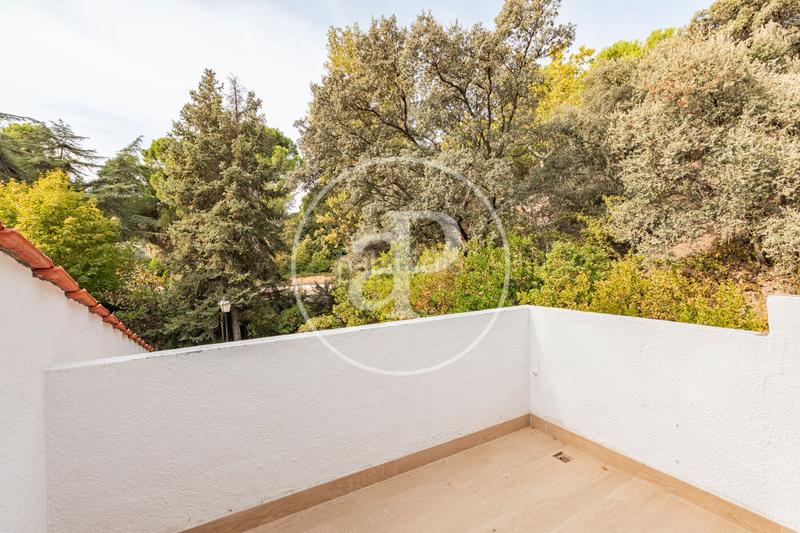 Foto 27ba354b-8df0-4606-8877-66dec32fe883. House with heating parking pool in Fuente del Fresno