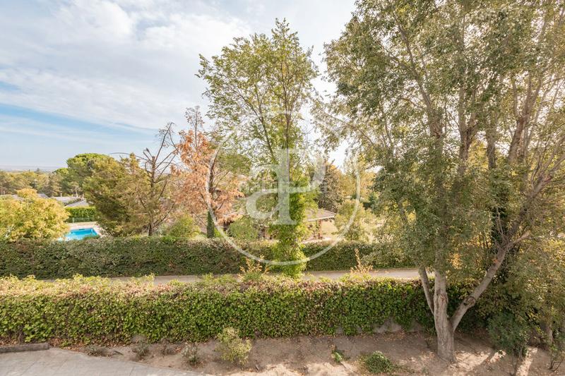 Foto 5eac3c80-fda0-408c-8402-43e735d4ee41. House with heating parking pool in Fuente del Fresno