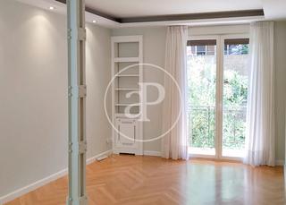 Location Appartement  Cl. de ayala. Piso en alquiler en recoletos