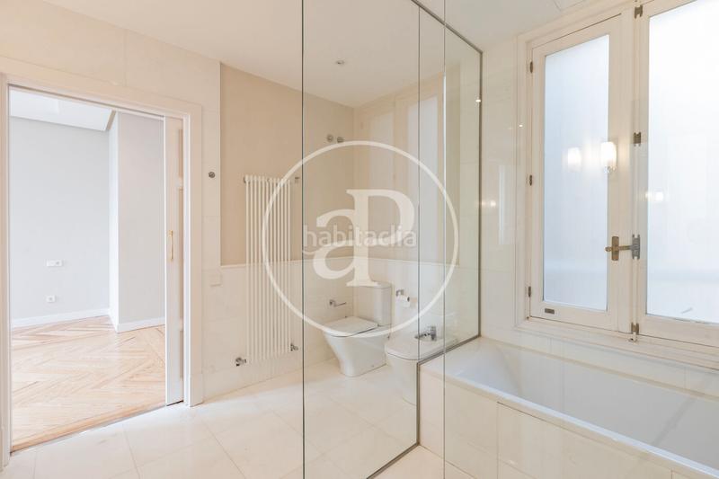 Foto 99337d66-9f7b-463b-82e9-0eb1747223bd. Affitto appartamento con riscaldamento parcheggio in Madrid