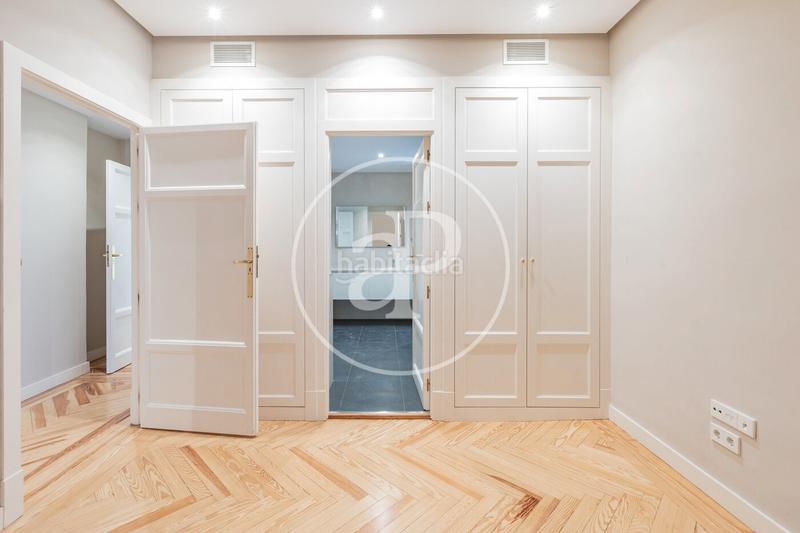 Foto 1c6faeb6-d2c7-4894-aaf6-a8dde7df4abd. Location appartement avec chauffage parking dans Recoletos Madrid