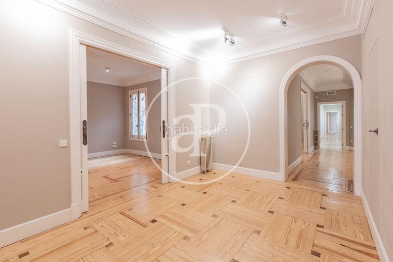 Foto 6d26c467-fb9f-401f-9051-3e58a05787a8. Location appartement avec chauffage parking dans Recoletos Madrid