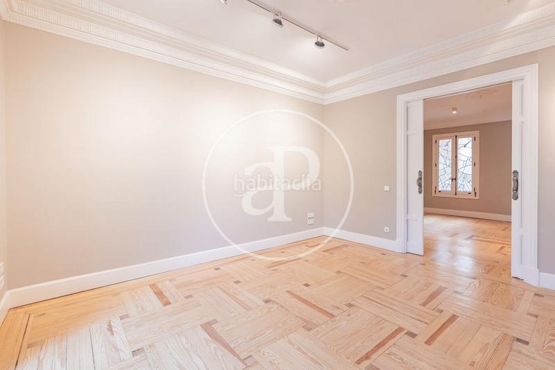 Foto 9078b0ce-b1e8-4668-9249-6e072fb6d89d. Location appartement avec chauffage parking dans Recoletos Madrid