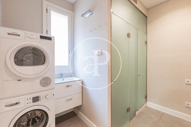 Foto e845ff83-d0b5-4f7c-8382-39038b0c0269. Miete etagenwohnung mit heizung parking in Recoletos Madrid