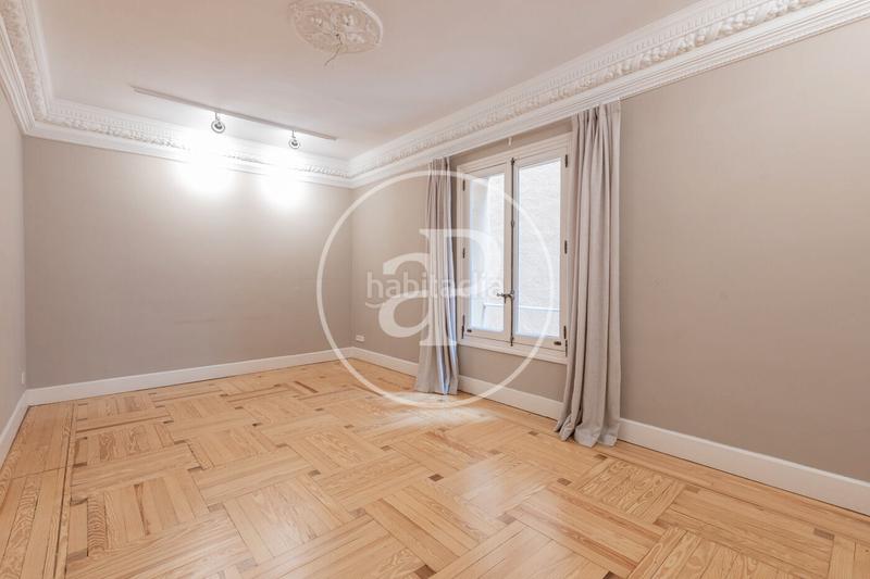 Foto 65182058-16bb-4e29-8493-2a5a4f3a81e4. Rent flat with heating parking in Recoletos Madrid