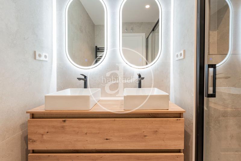 Foto 0976b17c-244f-499d-b113-d3b3b3fbc7e1. Piso  en venta en doctor esquerdo en Adelfas Madrid