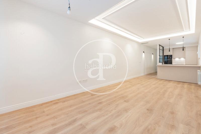 Foto 0e04f3ea-c2ff-46c4-8cc4-24cb7d28edc5. Piso  en venta en doctor esquerdo en Adelfas Madrid