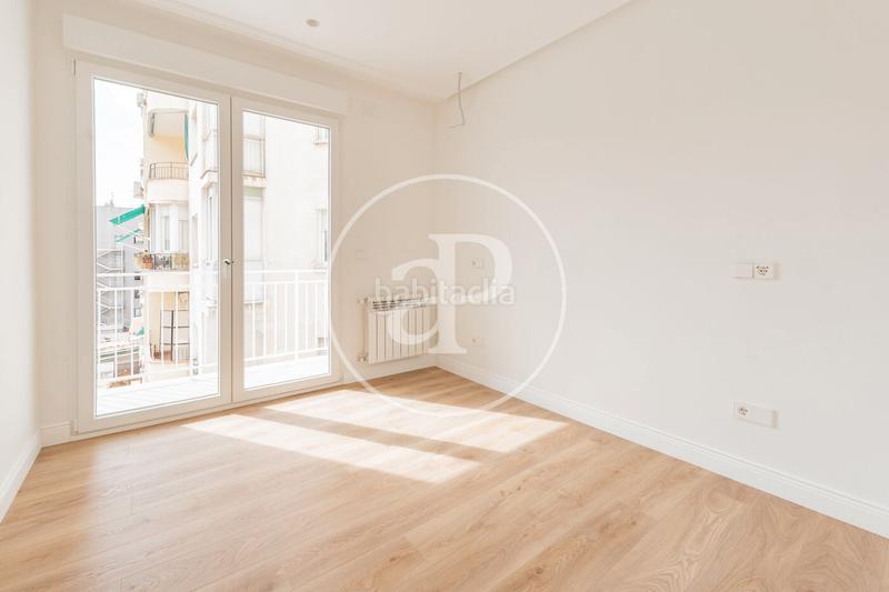 Foto 36c3bd11-53a7-4f9e-96a5-b7557f3543a2. Piso  en venta en doctor esquerdo en Adelfas Madrid