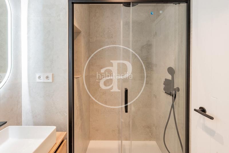 Foto 812fdef2-b590-4f9e-8c2d-5a50ce65e4e3. Piso  en venta en doctor esquerdo en Adelfas Madrid