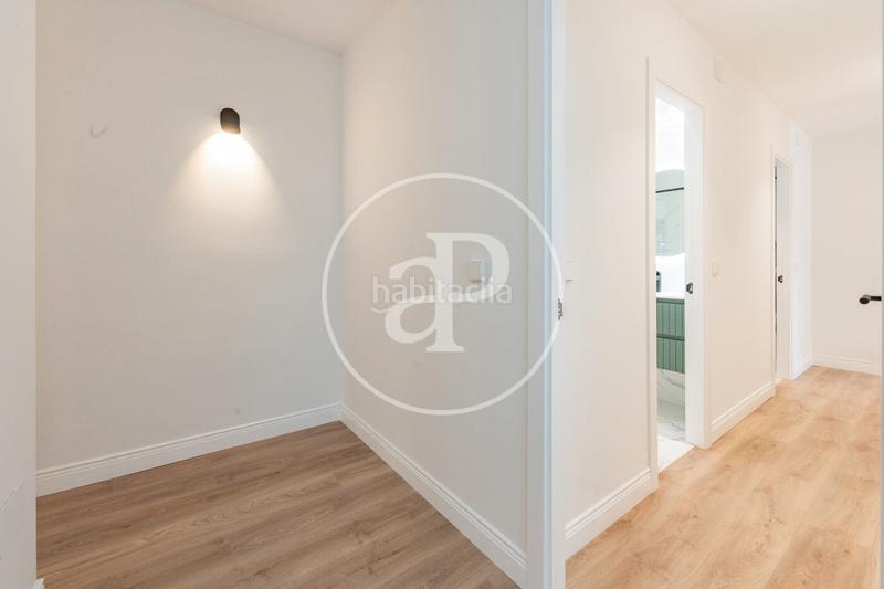 Foto 816492d8-e9b1-456f-9ec2-15a8a0339b1c. Piso  en venta en doctor esquerdo en Adelfas Madrid