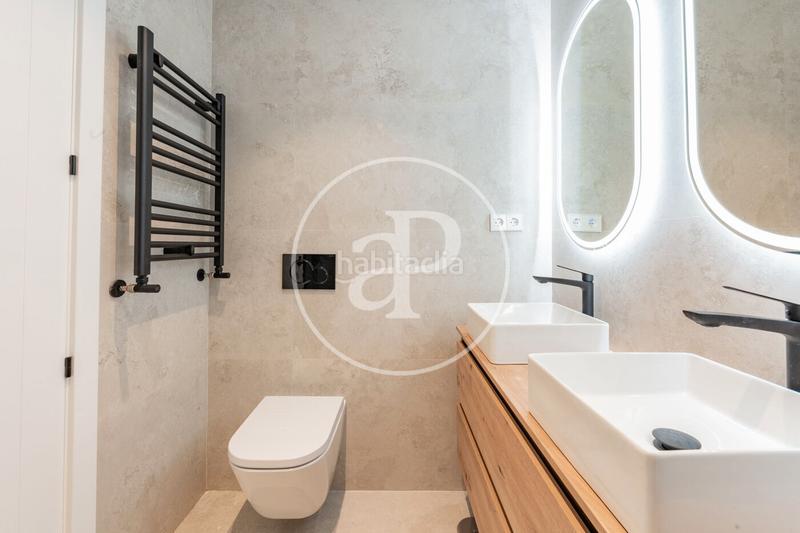 Foto a4fb2995-4c5f-4722-b972-d914fe465d5e. Piso  en venta en doctor esquerdo en Adelfas Madrid