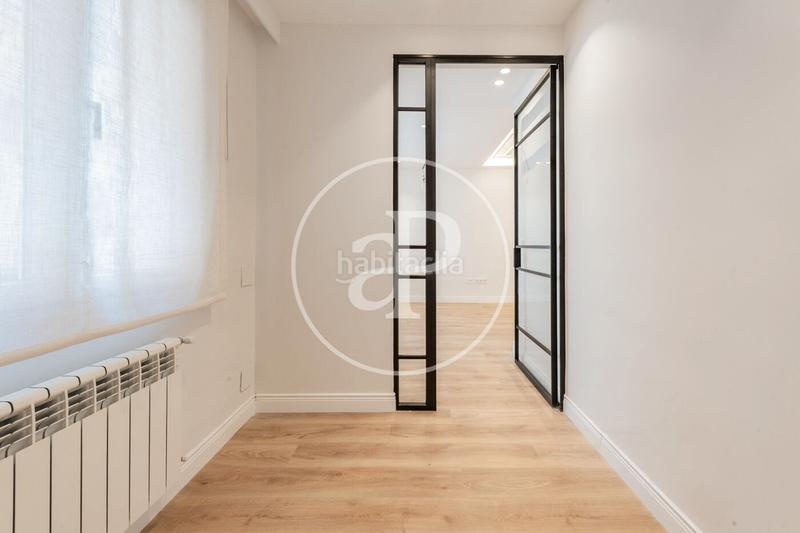 Foto a7b2f76f-0fab-4c4f-85b5-c59216aa7438. Piso  en venta en doctor esquerdo en Adelfas Madrid