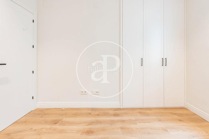 Foto aa5476b8-e6cd-4d7e-b3e7-47b7318be0e8. Piso  en venta en doctor esquerdo en Adelfas Madrid