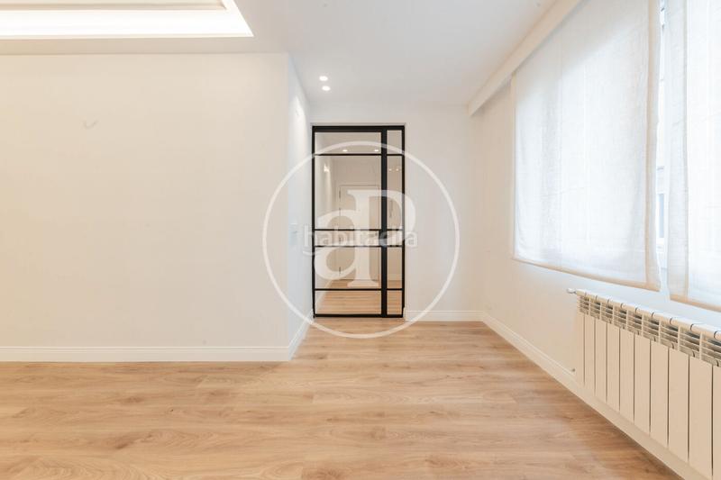 Foto d3e04cd3-26de-428d-a54c-ca148ab2d6e4. Piso  en venta en doctor esquerdo en Adelfas Madrid