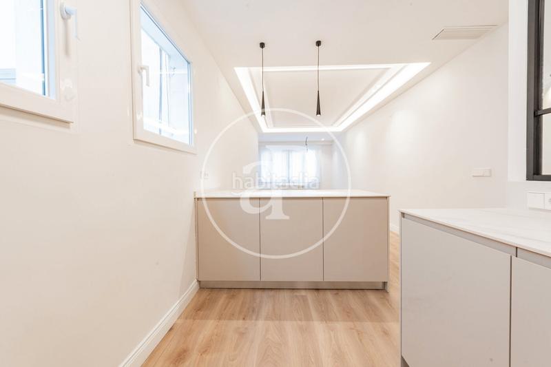 Foto eb33222e-7566-44c9-ac7f-476ece68ddfd. Piso  en venta en doctor esquerdo en Adelfas Madrid