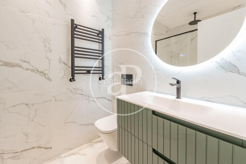 Foto ff9ad273-ffaf-448e-88fd-b17392a4f9d4. Piso  en venta en doctor esquerdo en Adelfas Madrid