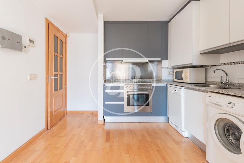 Foto 00a6ff0a-6107-4a5c-9628-157f5694f0ca. Pis amb calefacció aparcament piscina a Palos de Moguer Madrid