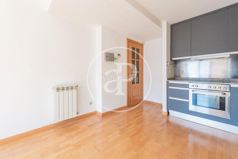 Foto 43a28ba9-9675-4f22-b6a3-5164e8310afe. Pis amb calefacció aparcament piscina a Palos de Moguer Madrid