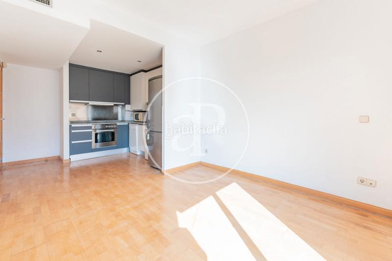 Foto 9ec54787-d947-413d-a0d3-e7a9fa112288. Pis amb calefacció aparcament piscina a Palos de Moguer Madrid