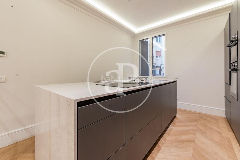 Foto 3fdafa9a-ccf6-44a7-be01-63f35a43e59d. Piso  en venta en el paseo del prado en Cortes-Huertas Madrid