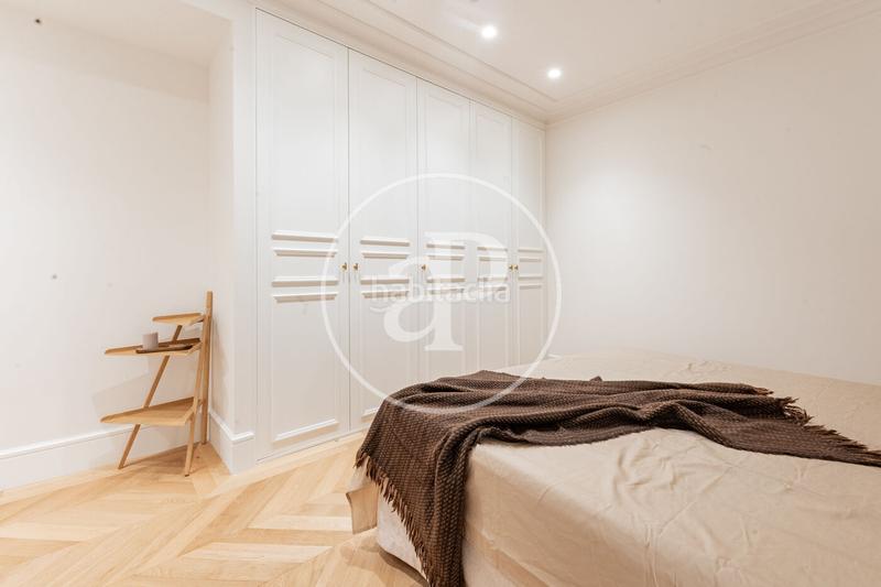 Foto 56499ef6-56fc-455f-8c0e-27d2d4de94bc. Piso  en venta en el paseo del prado en Cortes-Huertas Madrid