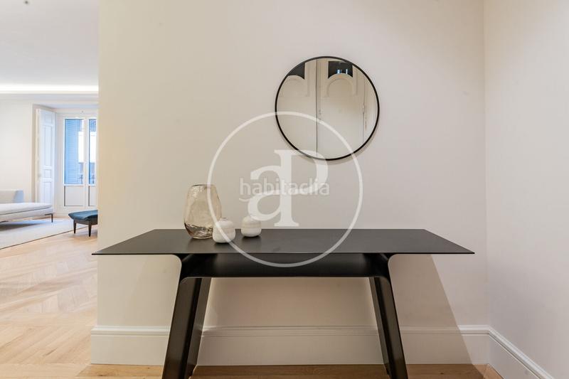 Foto 9defa220-d7c7-4897-8140-002813a42638. Piso  en venta en el paseo del prado en Cortes-Huertas Madrid