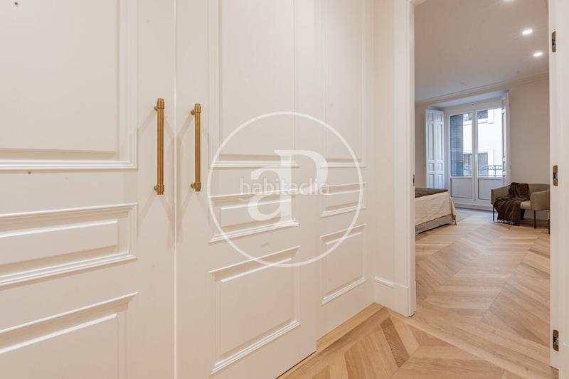 Foto bc86c310-cea4-44b3-a21b-36fda1710c1e. Piso  en venta en el paseo del prado en Cortes-Huertas Madrid