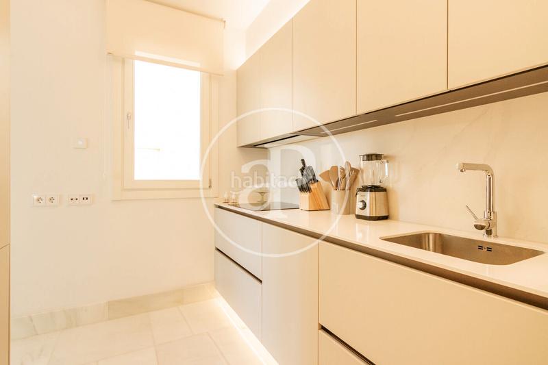 Foto 36fd0454-4535-4b2a-83d3-cfe41a3a1052. Miete etagenwohnung mit heizung in Universidad-Malasaña Madrid