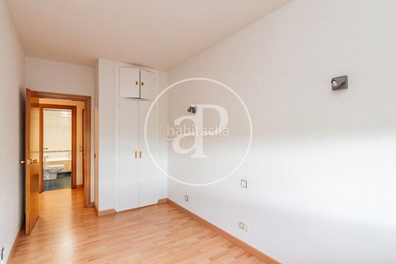 Foto 1b717a95-4528-4deb-b475-4cbb56623b70. Appartement avec chauffage parking piscine dans Peñagrande Madrid