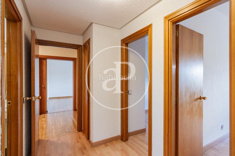 Foto c5f22a66-5730-4a1c-8515-1d1a14c70163. Appartement avec chauffage parking piscine dans Peñagrande Madrid