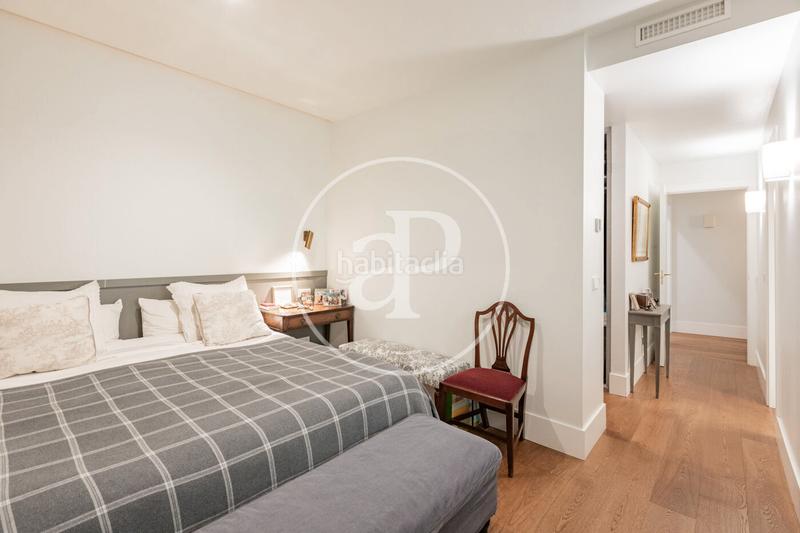 Foto 1827a625-fa11-4344-930b-274e8a72b1df. Piso  en venta en fortuny en Almagro Madrid